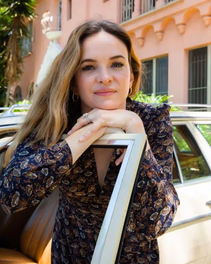 Danielle Panabaker Biography _ Net Worth, Awards, Family & Movies
