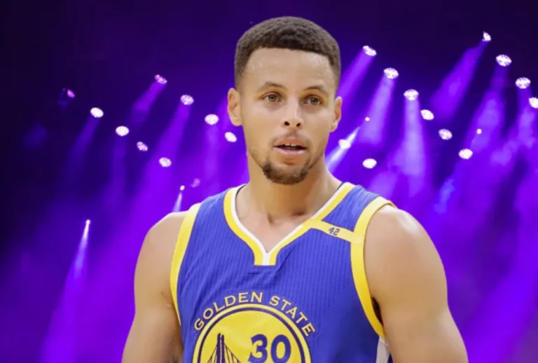 Stephen Curry Biography: Medals, Records, Family & Net Worth