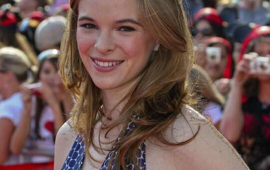 danielle panabaker picture